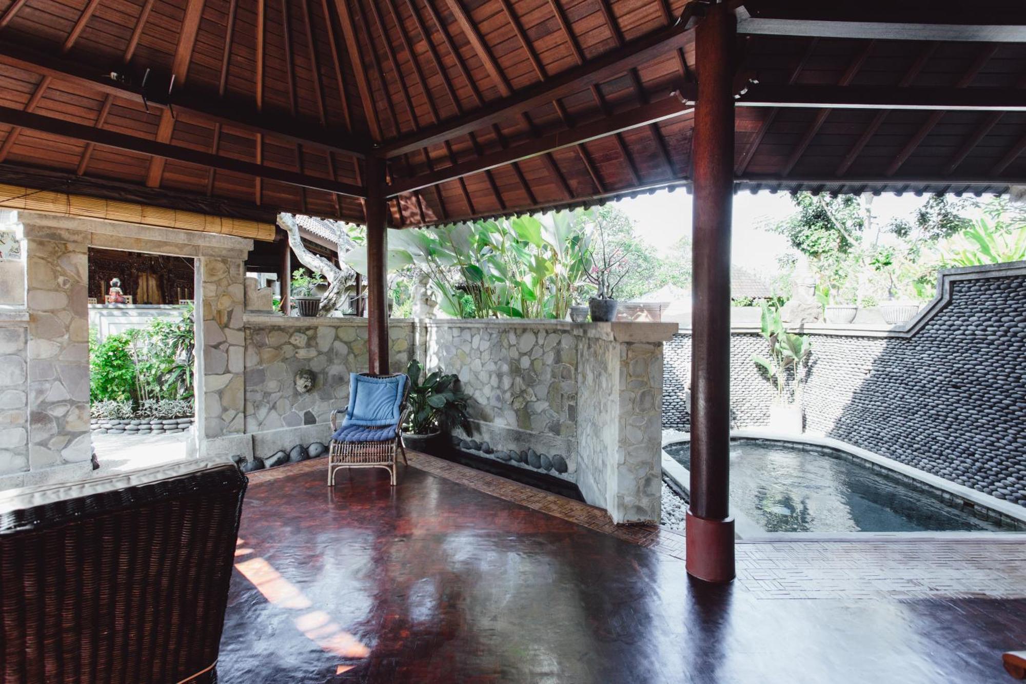 Kishi-Kishi Artvilla Blahbatu Dış mekan fotoğraf