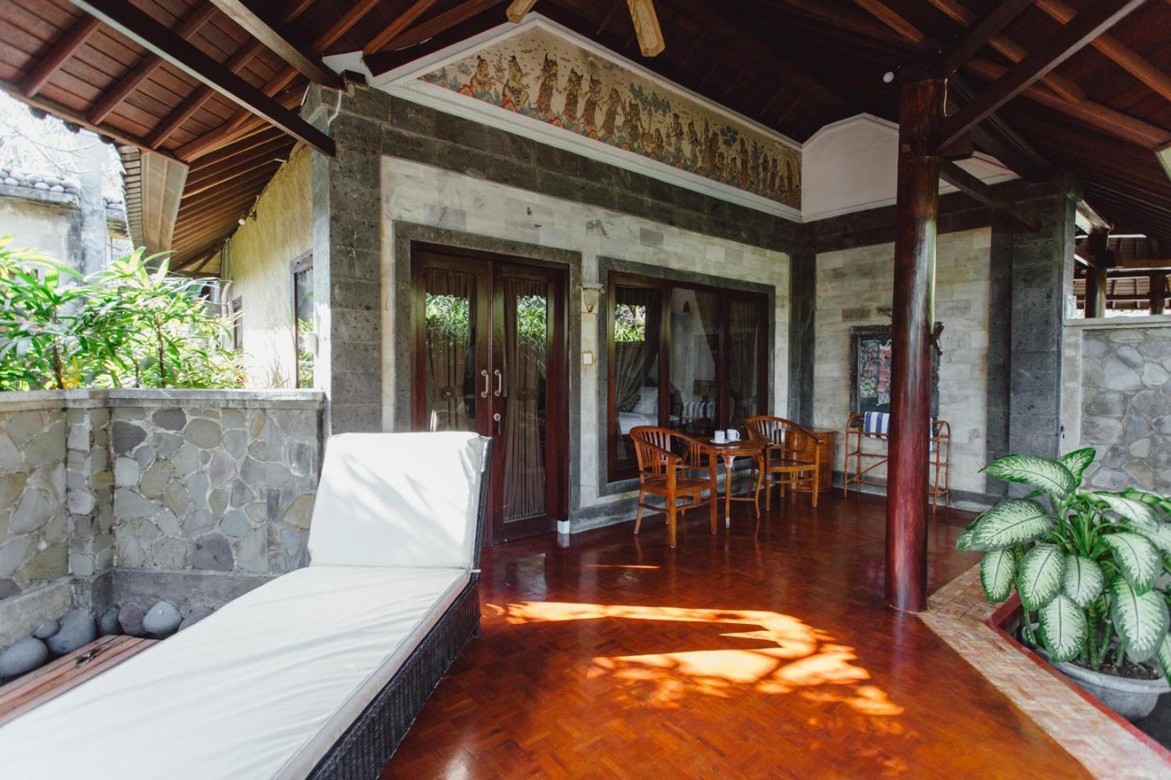 Kishi-Kishi Artvilla Blahbatu Dış mekan fotoğraf